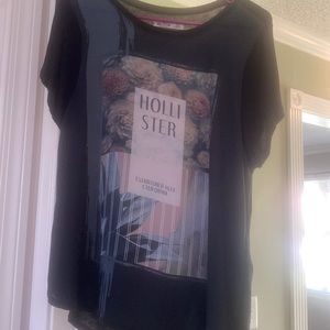Hollister shirt size Medium